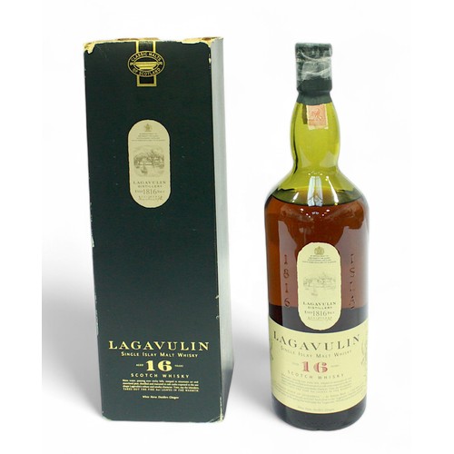 259 - Lagavulin 16 Year Old, 1L, 43% vol, Islay Single Malt, housed in original card presentation box, lev... 