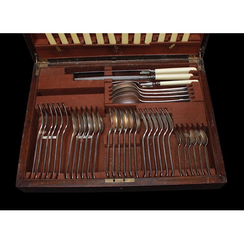 165 - A oak canteen of Elkington & Co silver-plated cutlery, for six persons, together with a silver toppe... 