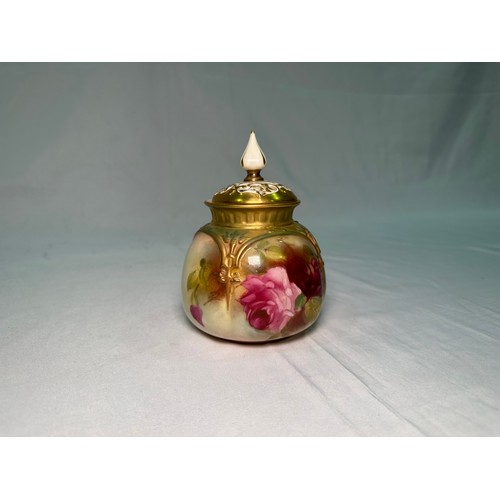 25 - A Royal Worcester small potpourri vase and cover, dated 1918, of bulbous form, decorated with hand-p... 