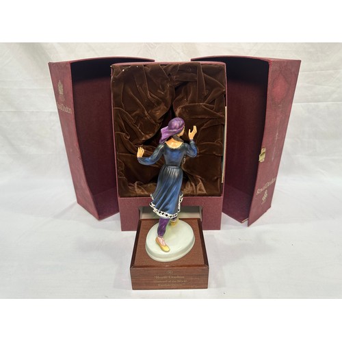 33 - A Royal Doulton figure ‘Dancers of the World Kurdish Dancer’, HN2867, limited edition no.627/750, in... 