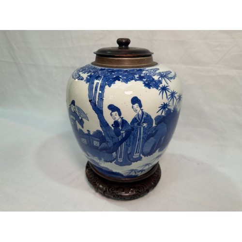 155 - A large Chinese porcelain ginger jar, probably Kangxi period, painted in underglaze cobalt blue with... 