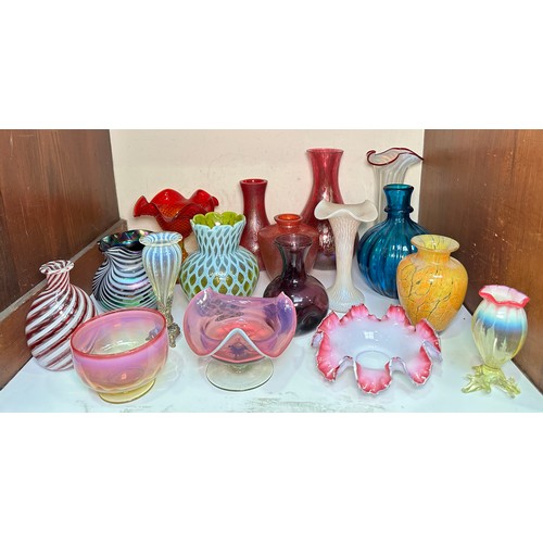 97 - A collection of assorted 20th Century vaseline / uranium glass and coloured studio glass vases and d... 