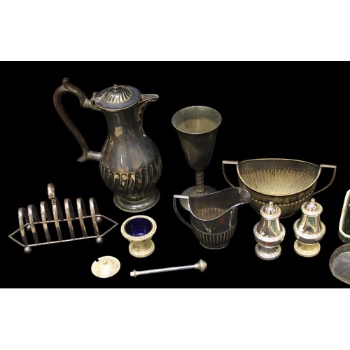 170 - A collection of assorted silver-plated wares, comprising an ice pail, a cased Ronson lighter, teapot... 