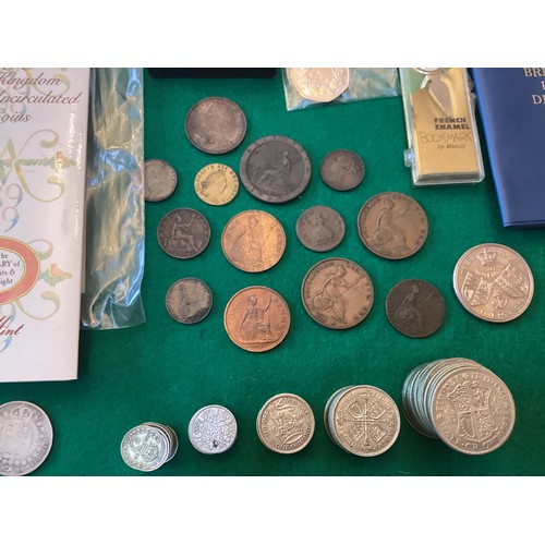 297 - Various silver pre-decimal coinage and other coins, including10 brilliant uncirculated Royal Mint ca... 