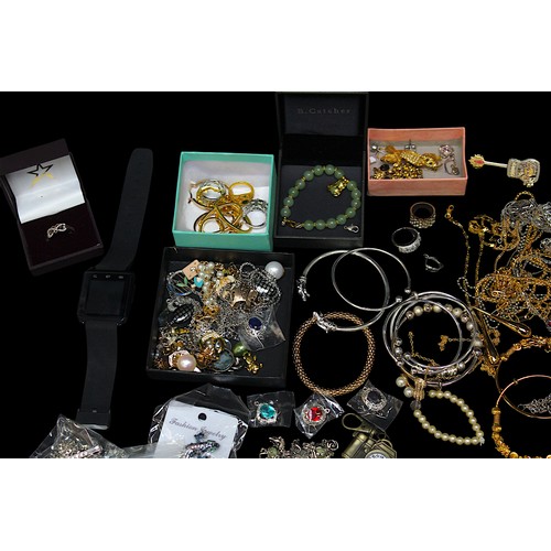 266 - Various items of silver and costume jewellery, including rings, necklaces, earrings, pendants, watch... 