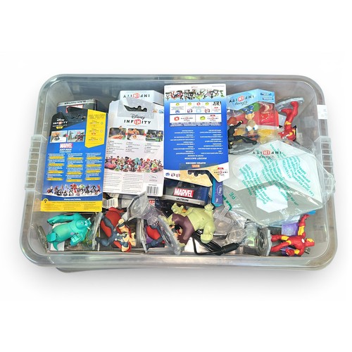 A collection of assorted toys and collectables, to include nineteen ...
