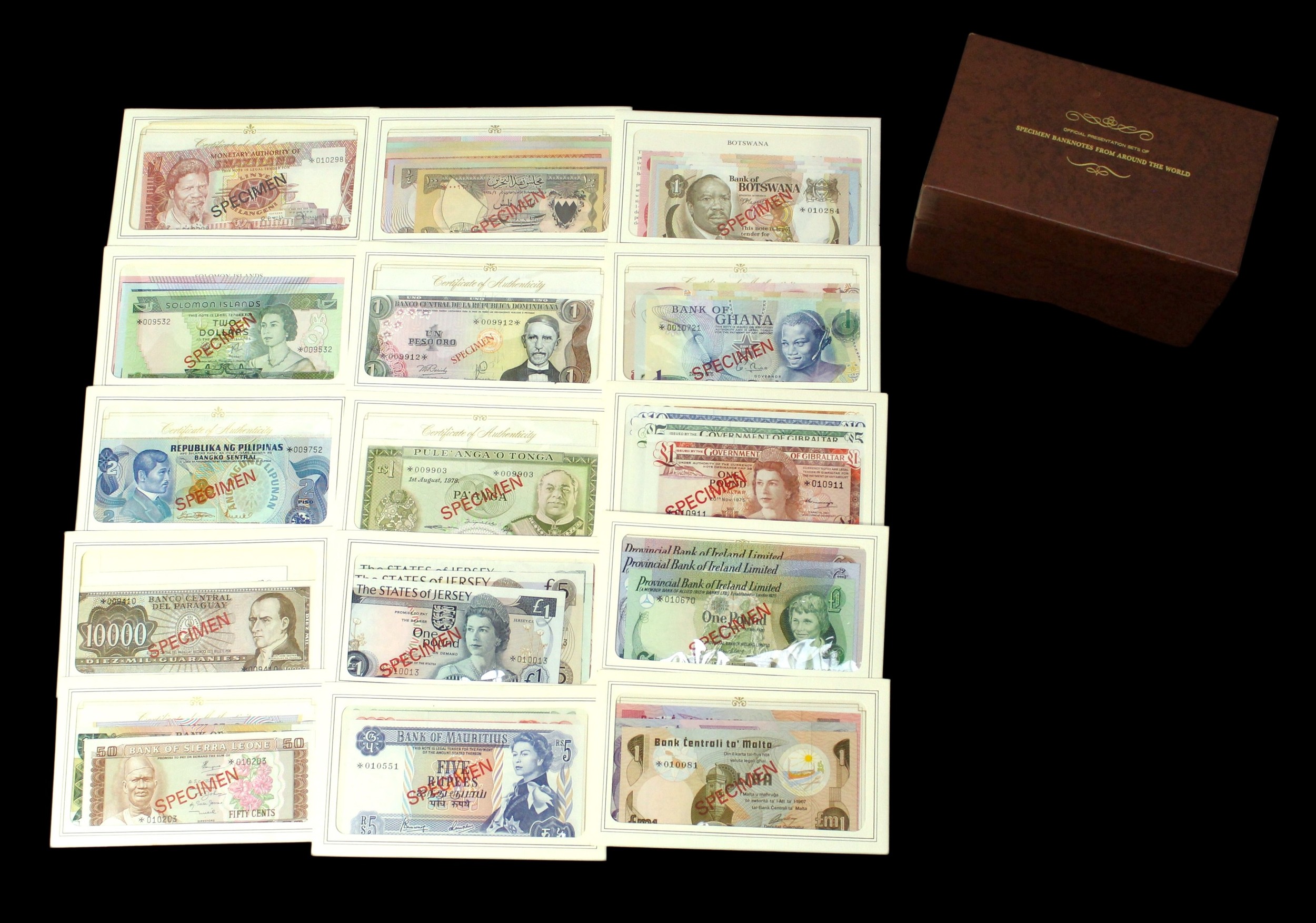 Official Presentation Sets of Specimen Banknotes From Around The World ...