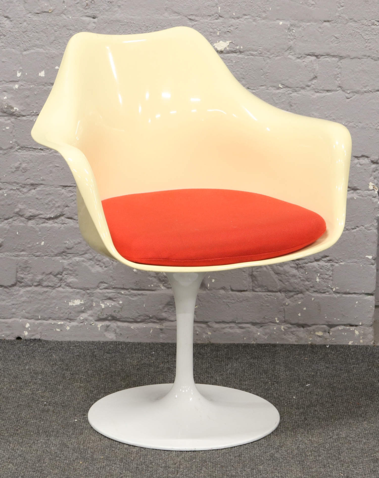 rudi tulip chair