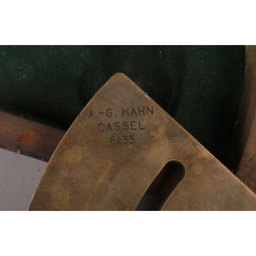 166 - A wooden cased A.-G Hahn Cassel brass level, possibly artillery gun attachment.