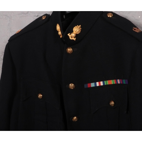 365 - Army No 1 dress uniform Royal Artillery, Major Rank Badges, Kings Crown buttons, Jacket & trousers. ... 