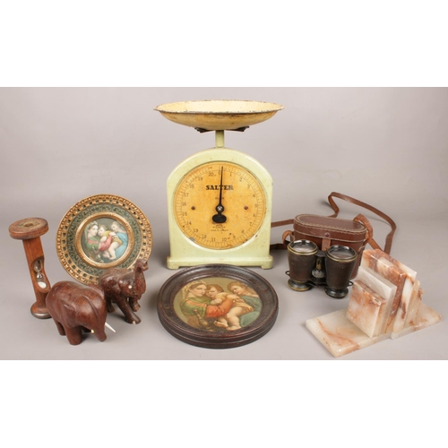 63 - A group lot of collectables. Including vintage Salter scales, alabaster book ends, cased binoculars,... 