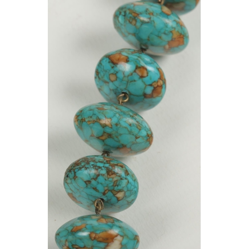 192 - A collection of jewellery, mainly necklaces. Includes turquoise example, simulated pearls, past set ... 