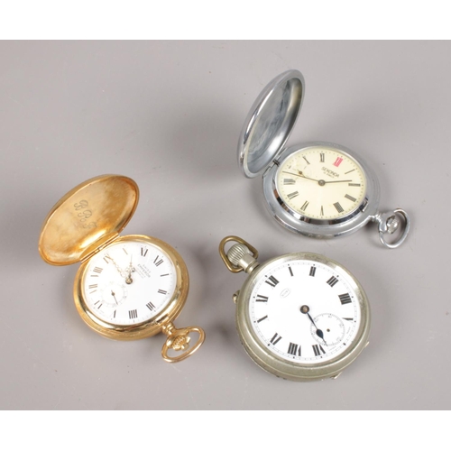 581 - Three pocket watches. Includes two full hunter examples.