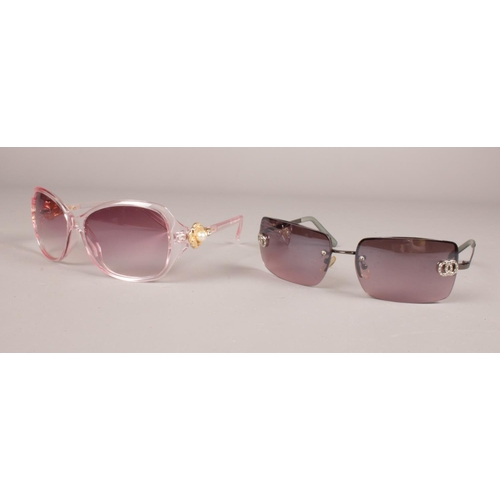 429 - A selection of designer style sunglasses with costume jewellery. To include a boxed pair of Tommy Hi... 