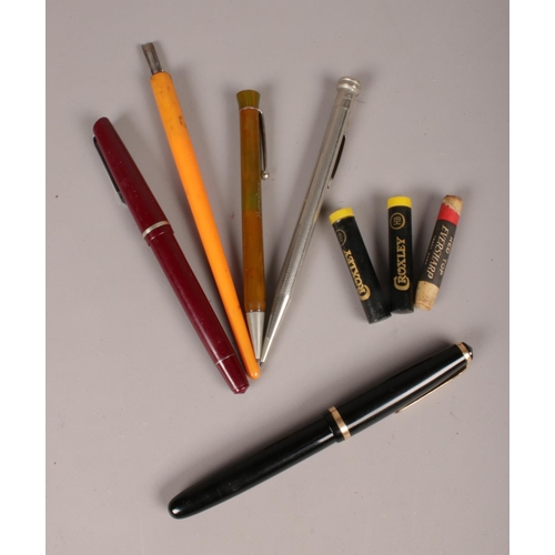 109 - A Selection of Fountain Pens, Mechanical Pencils and refills. To include an Onoto De La Rue 14ct Lon... 