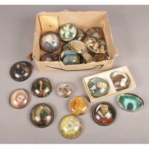 119 - A collection of glass paperweights. Mainly Nigel Pain examples.