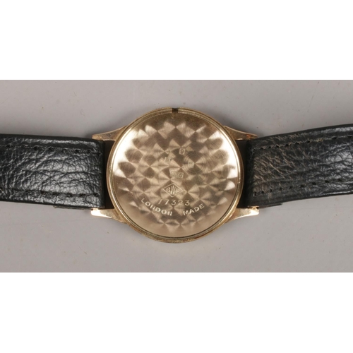 380 - A vintage Gents Accurist mechanical wristwatch, with 9ct gold front and back and 21 jewel Swiss move... 