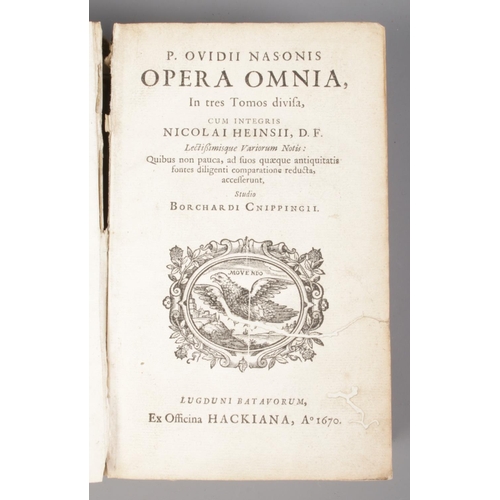 109 - Opera Omnia (P. Ovidii Nasonis), 1670, Volume I, vellum bound. Published by Lugduni Batavorum.