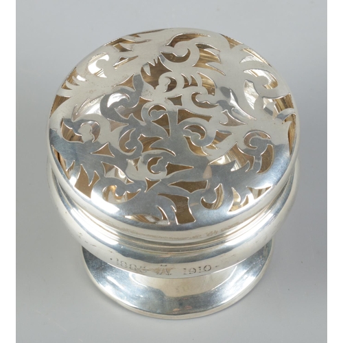 27 - An Edwardian silver pot pourri holder assayed Birmingham 1909. 140g.