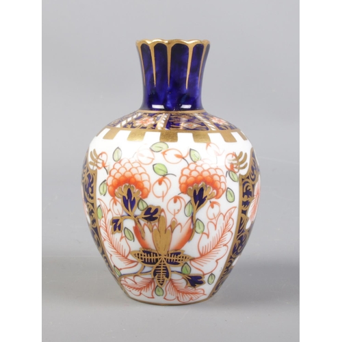 64 - A Royal Crown Derby Posy Vase in the Imari pattern 1922.