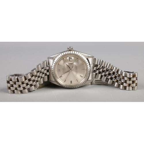 118 - A gents stainless steel Rolex Oyster Perpetual Datejust superlative chronometer wristwatch.