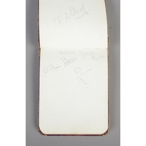 222 - An autograph book belonging to Kitty Baker, Sheffield. Contains signatures from the 1935 South Afric... 