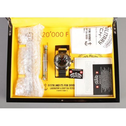 200 - A new, boxed and cased Limited Edition (858/1000) CX Swiss Military Montres Charmex 20,000 Feet Wate... 