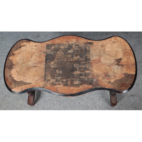 579 - A Victorian games table with bobbin turned supports and central bobbin stretcher. Height: 68cm, Widt... 