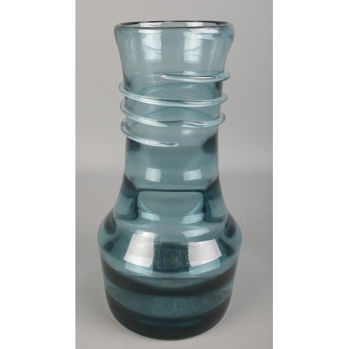 145 - A Whitefriars style glass vase with trailing ribbon decoration. (28cm)