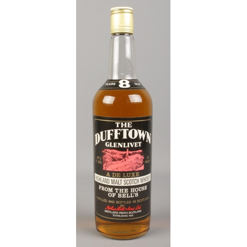 18 - A sealed bottle of 8 Years Old The Dufftown Glenlivet Highland Malt Scotch Whisky (26 2/3 fl.ozs).