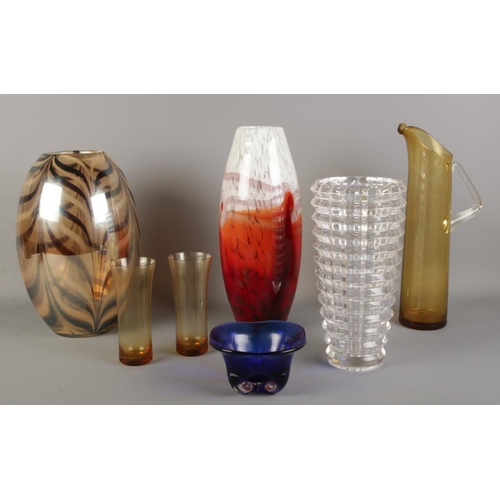 224 - Six pieces of decorative glassware, To include slender jug and two matching glasses and art glass va... 