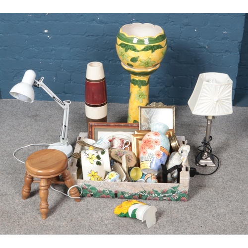 270 - A box and collection of loose miscellaneous. Includes jardiniere on stand, decorative vase, anglepoi... 