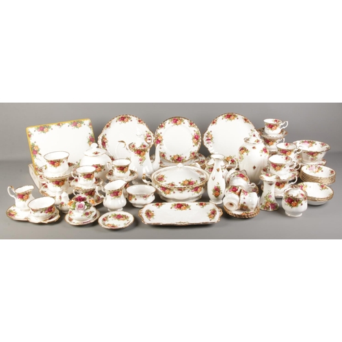 32 - An extremely large collection of Royal Albert Old Country Roses dinnerwares. To include tureen, tea ... 