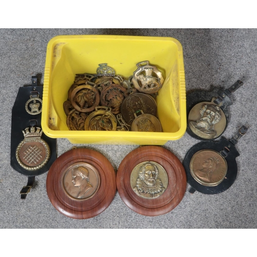 284 - A box of horse brasses, including large portrait examples, Sheffield example etc.