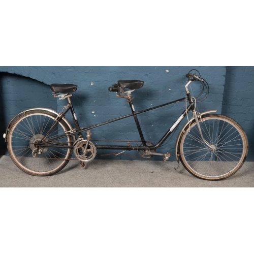 362 - A vintage D.D Enterprise tandem bicycle, with Shimano Deore gears.