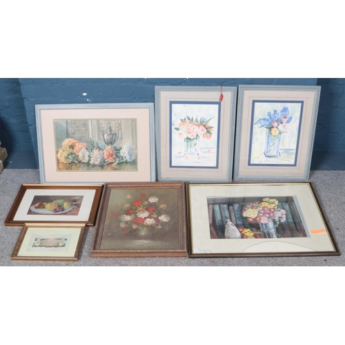 426 - A quantity of still life paintings, mainly with floral subjects. To include R.B Brookbank, K.A Rix a... 