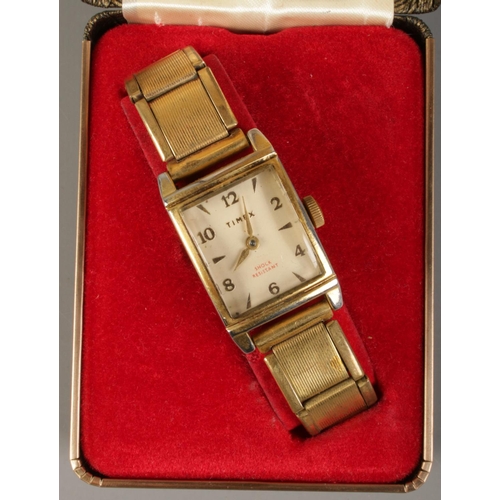 506 - Two Gent's wristwatches; a Sekonda automatic wristwatch with 21 jewel movement, baton markers and da... 