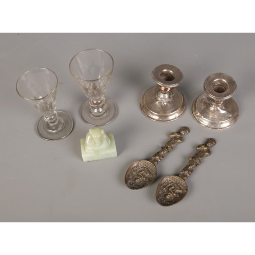 171 - A quantity of miscellaneous to include pair of Chester 1914 candlesticks, pair of drinking glasses, ... 