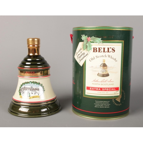 40 - Five boxed and sealed 70cl Bell's Christmas Whisky decanters; 1988x2, 1989, 1990 and 1991.