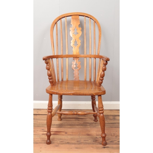 481 - An ash/elm Windsor Armchair.