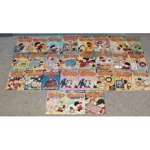 331 - A large quantity of Beano magazine. Including 1970s, 80s and 90s examples. Some with original free g... 