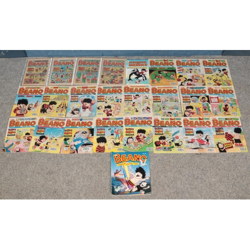 331 - A large quantity of Beano magazine. Including 1970s, 80s and 90s examples. Some with original free g... 