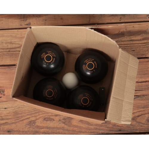 260 - A set of Thomas Taylor Lignoid size 3 lawn bowls.