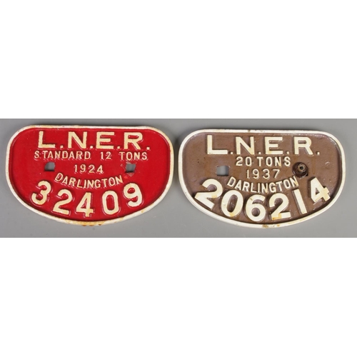 51 - Two cast iron L.N.E.R locomotive plates. Includes '20 tons 1937 Darlington 206214' and 'Standard 12 ... 