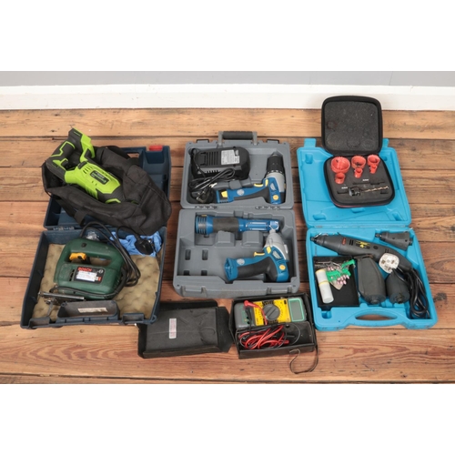 274 - A quantity of power tools, to include a Bosch Jigsaw, Draper Expert and Hawkforce reciprocating saw.