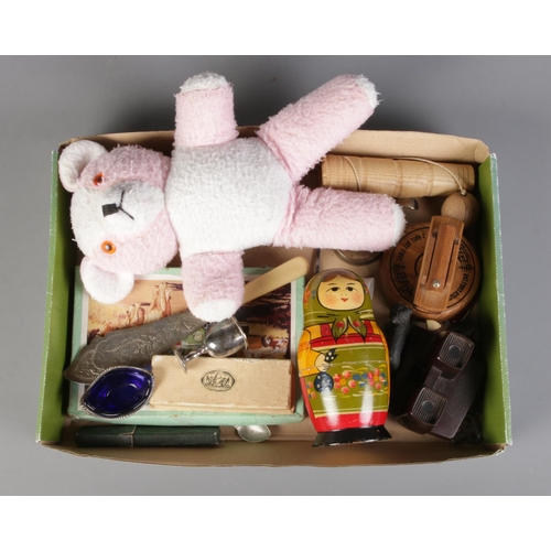 308 - A box of miscellaneous items, to include stuffed bear, viewmaster slide viewer, muscial cable car tu... 