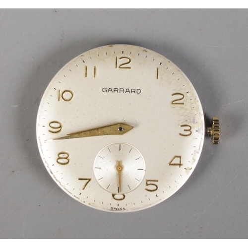 445 - A Garrard manual 17 jewels watch movement.