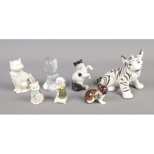 8 - A quantity of animal ceramics to include Lomonsov White Tiger Cub, Royal Doulton kitten HN2580, glas... 