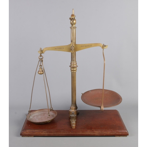 78 - A set W&T Avery of Birmingham postal scales, with weights.