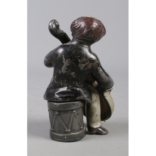 391 - A cold painted spelter figure of a celloist. 8.5cm tall.